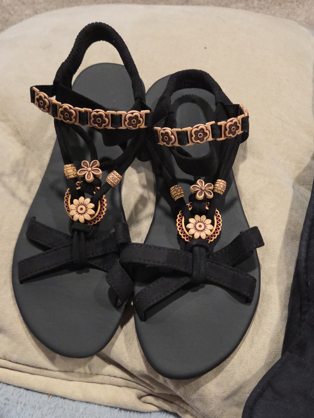 Black Floral Accent Womens SLIP ON Sandals - Unbranded